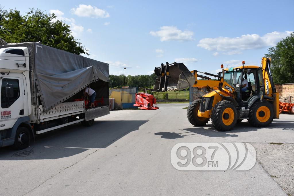 POLJSKE KOSACICE JKP NAŠ DOM APATIN (9)