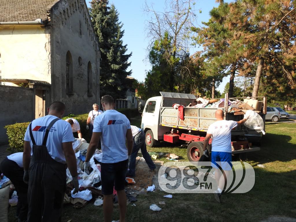 SNS APATIN, NAPREDNJACI, UREDJENJE SINAGOGE (1)