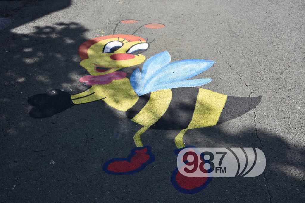 Zabavište u Blok 112. Apatin, Pčelica, avgust 2017 (5)