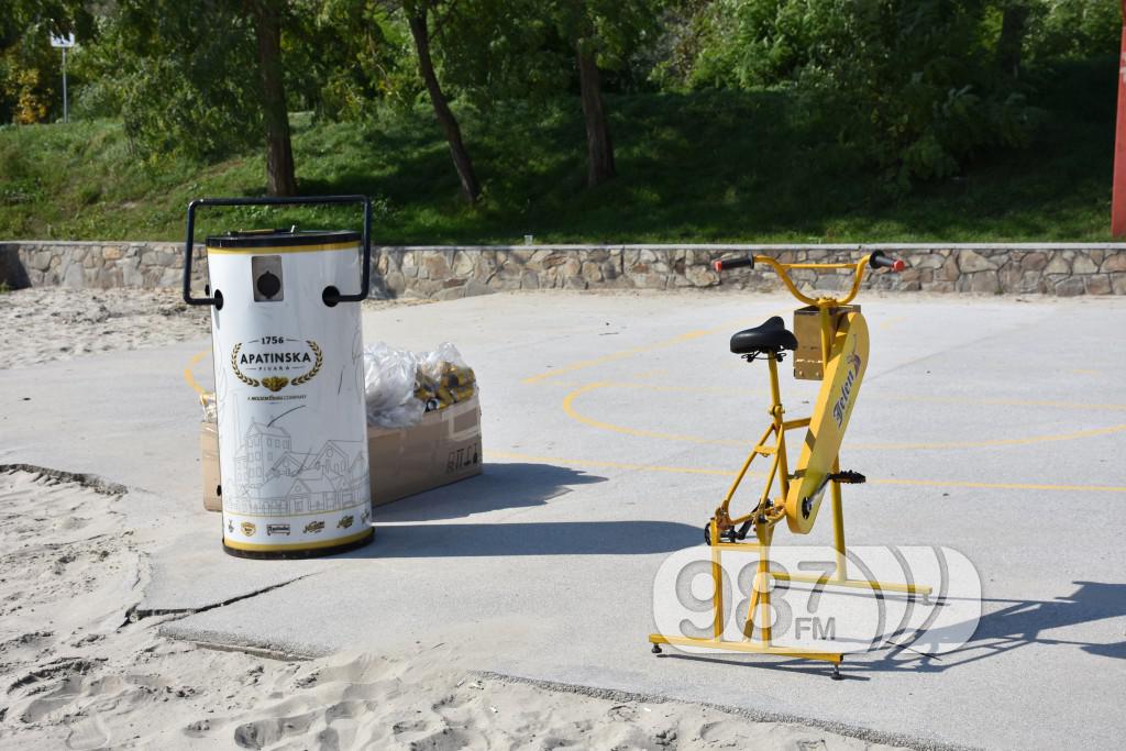 Apatinska pivara, suncobran, reciklaza, plava ruza (5)