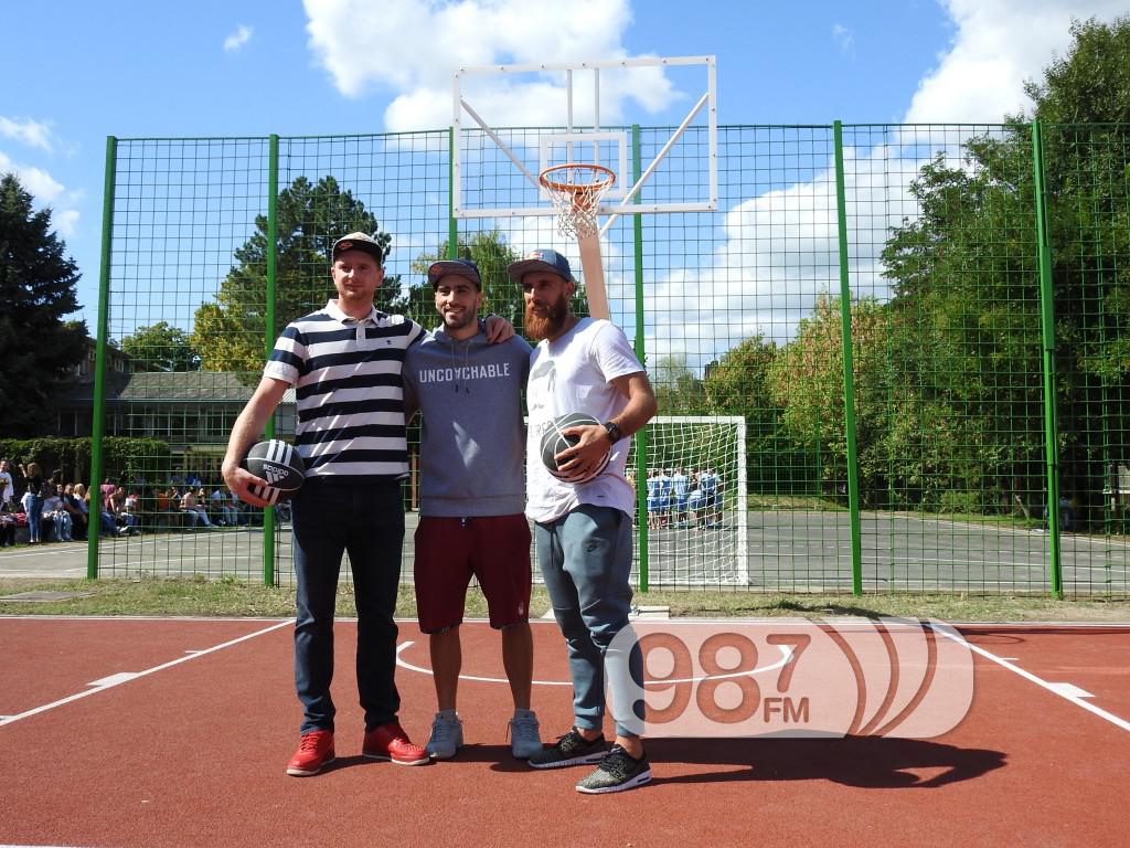 Otvaranje terena u gimnaziji, mirovic, dubravka korac, basket, basketasi (5)