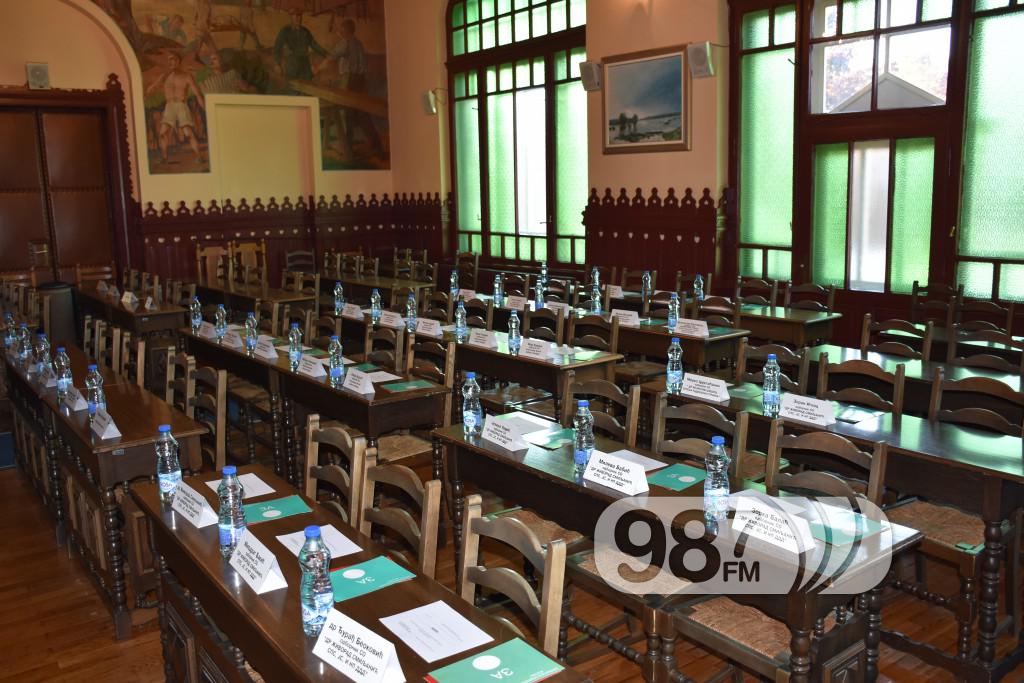 16 sednica so apatin, skupstina, se (2)