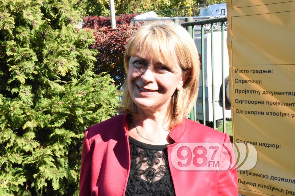 Biljana Mandic, polaganje kamena temljca jaslica (1)