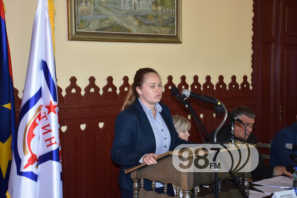 Dubravka Korac, 16 sednica so Apatin