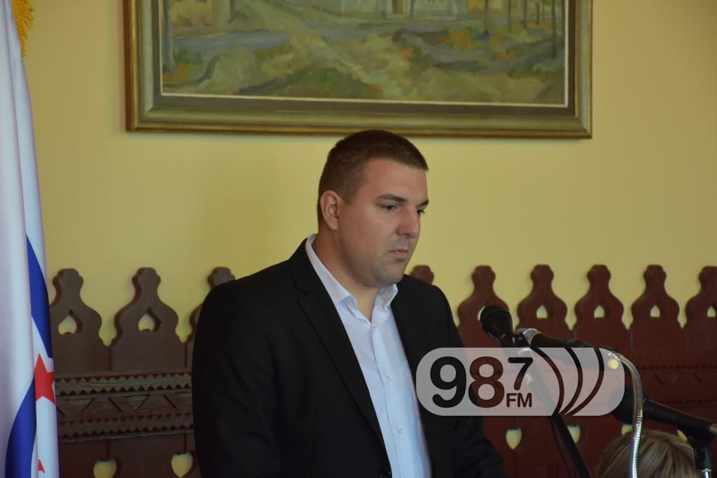 Ilija Bursac, 16 sednica so Apatin (2)