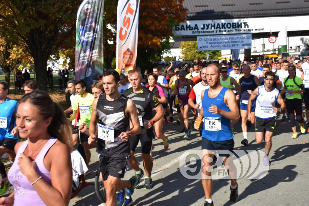 NORA TRKLJA I SEBASTIJAN PUŠ POBEDNICI 22. DUNAVSKOG POLUMARATONA, Apatin 2017 (39)