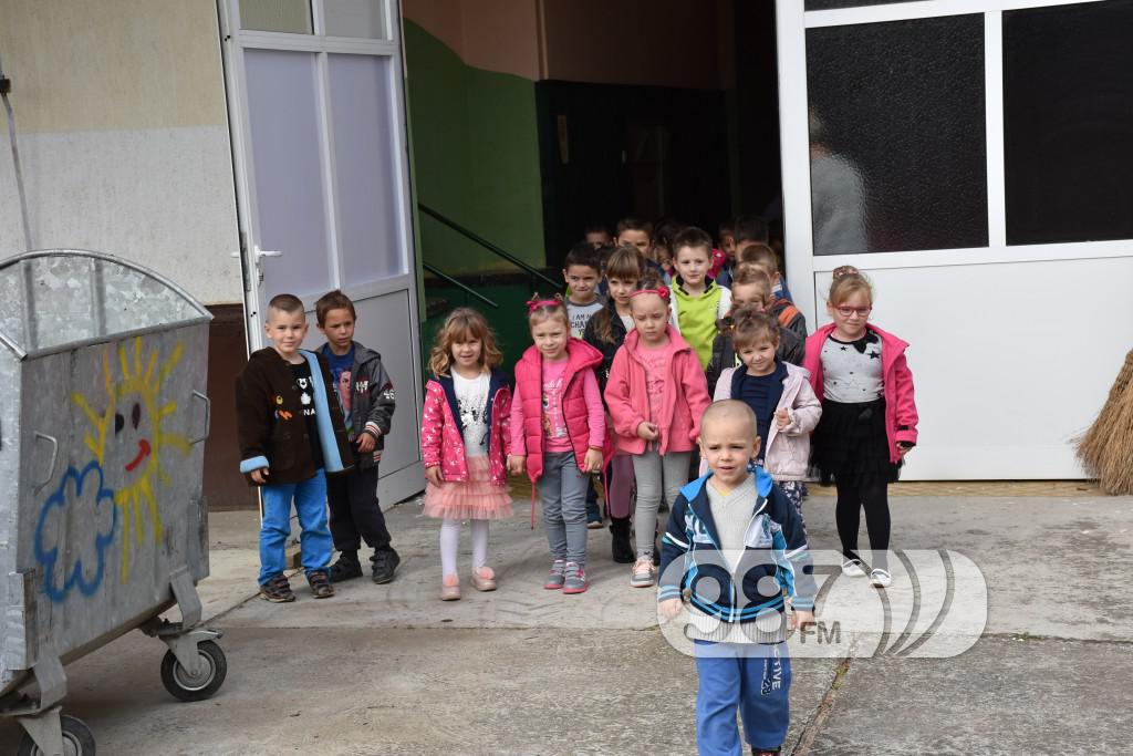 POdela paketa, ernst jeger, pcelica, vrtic u prigrevici (4)