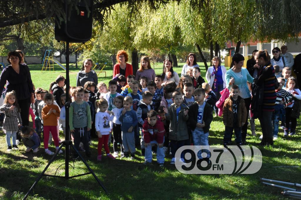 Polaganje kamena temljca za jaslice u Apatinu (20)
