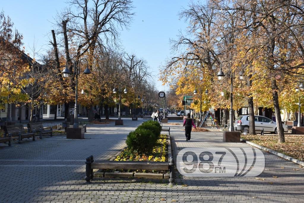 Apatin, centar, jesen, zima, vremenska (1)