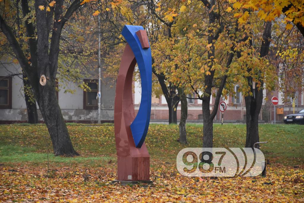 SKulpture po apatinu, umetnicka kolonija  (16)