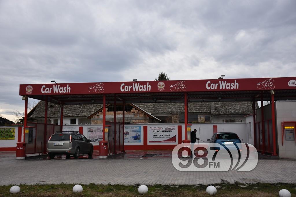 Auto perionica CAR WASH (10)