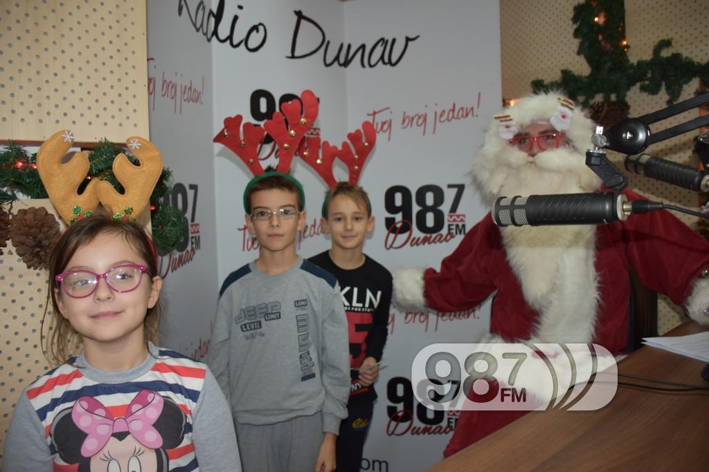 Deda mraz radio dunav, deda mrazov servis za zelje, deca i deda mraz (14)