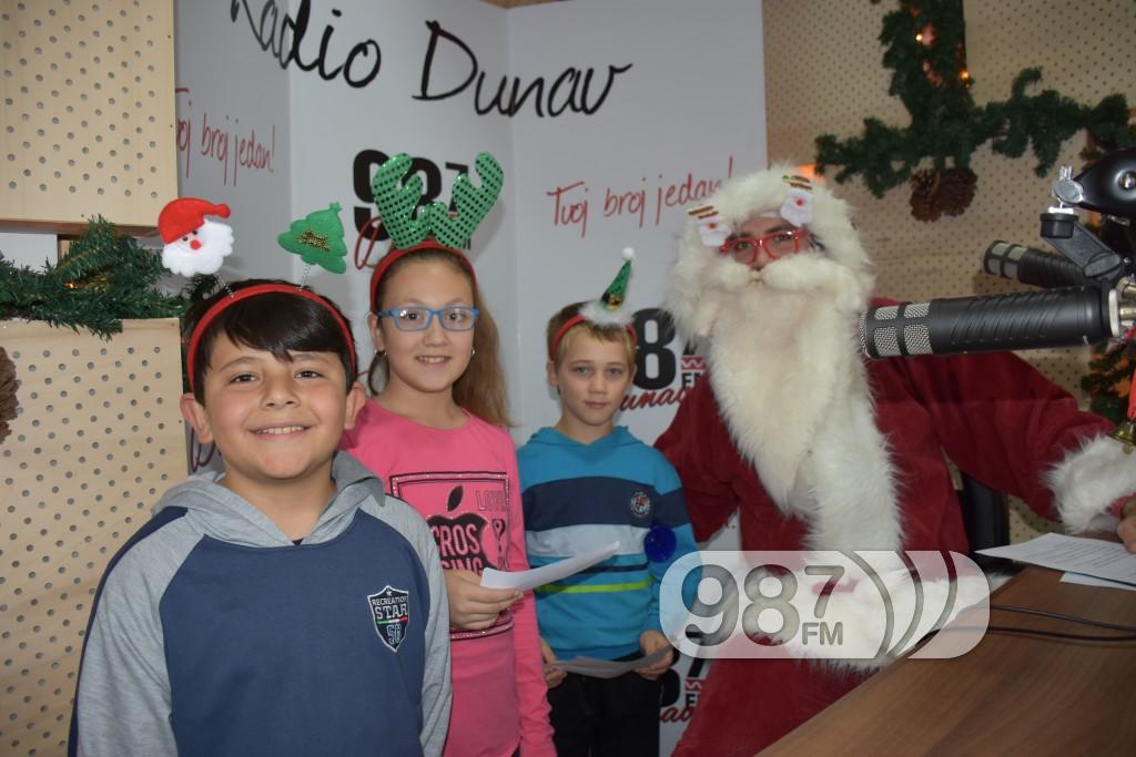 Deda mraz radio dunav, deda mrazov servis za zelje, deca i deda mraz (16)