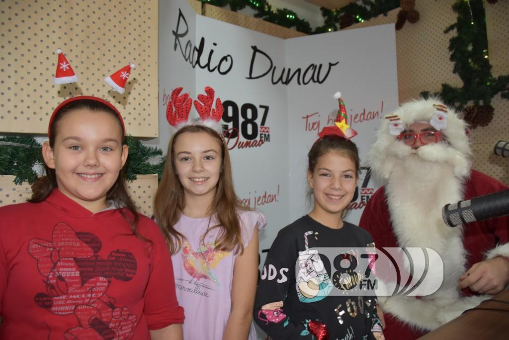 Deda mraz radio dunav, deda mrazov servis za zelje, deca i deda mraz (21)