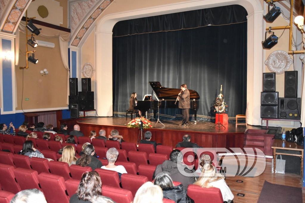 Novogodisnji koncert nastavnika muzicke skole stevan hristic (11)