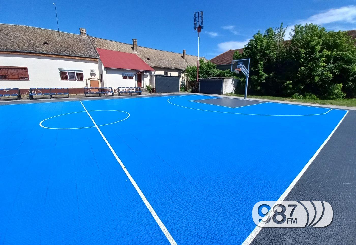 У ТОКУ ПРИЈАВЕ ЕКИПА ЗА АПАТИНСКИ ТУРНИР У БАСКЕТУ - Radio Dunav